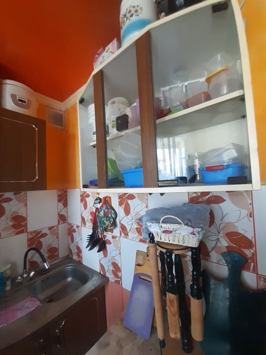 Продам 2 х   комнатную квартиру