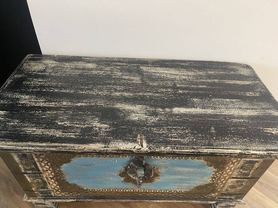 Cufar cu aspect antichizat