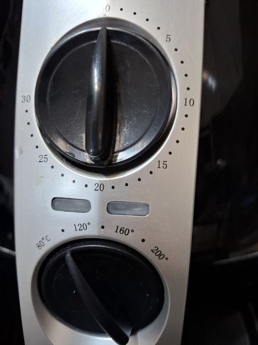 Продава се Air fryer