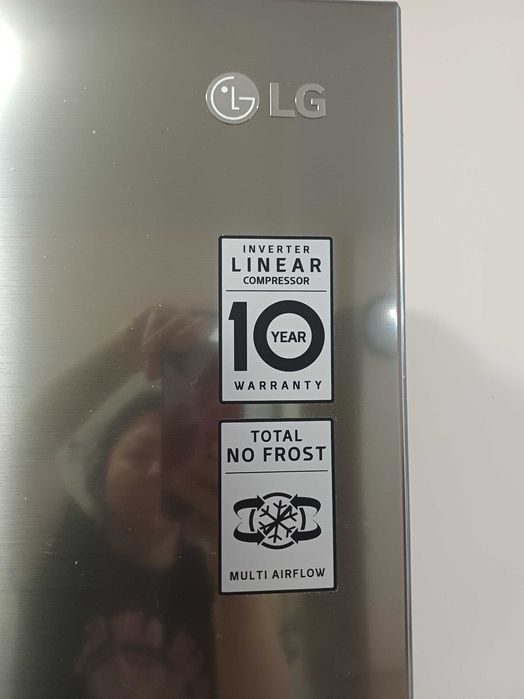 Хладилник с фризер LG  XXL 592 литра