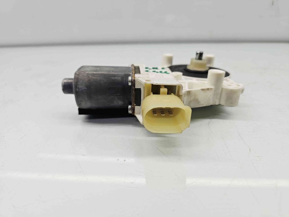 Motoras geam dreapta fata Bmw 3 Cabriolet (E93) [Fabr 2006-2011] Facel