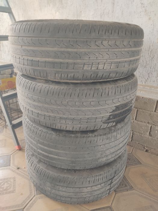 Шины 215/55/17 летние