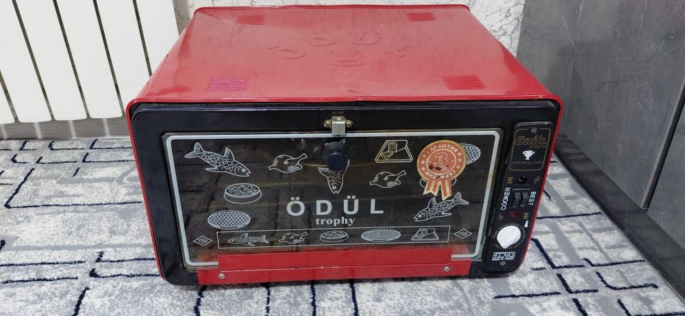 Духовка печь сотилади.