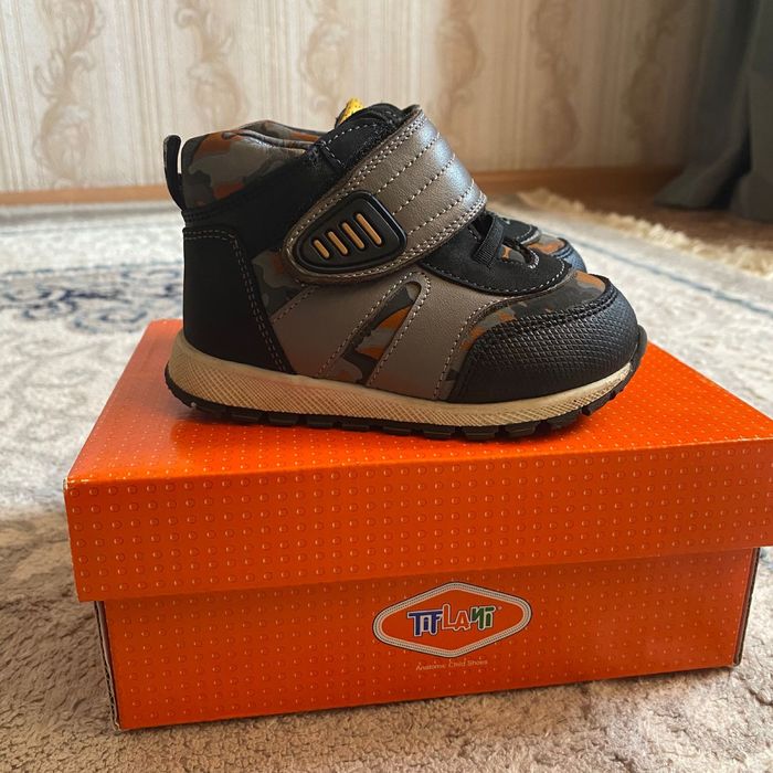 Продам обувь обувь детский