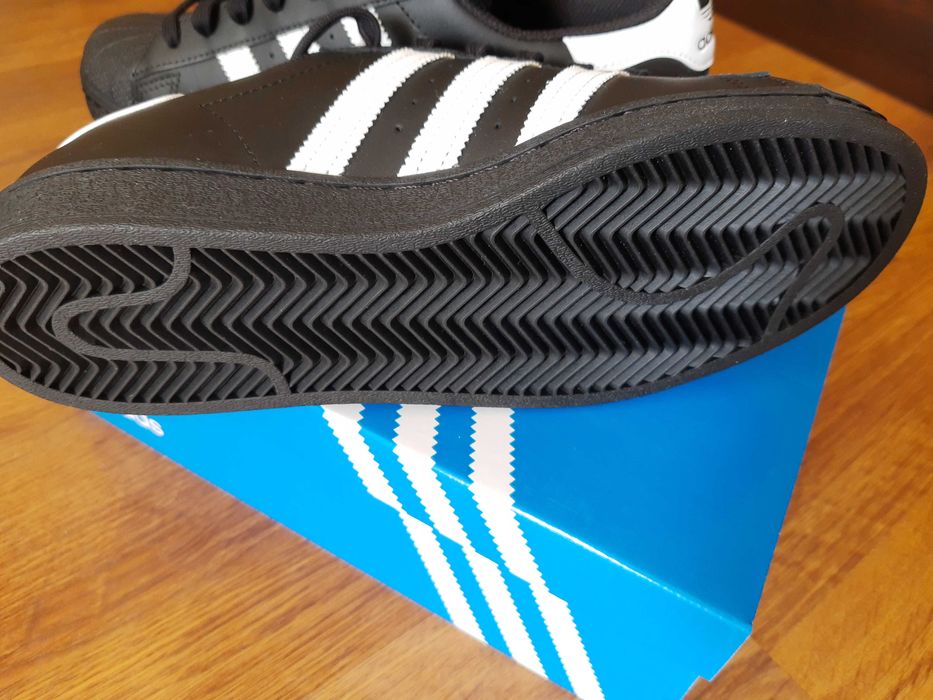 ADIDAS Super Star