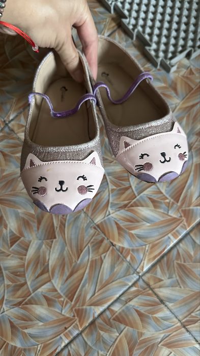 Продам обувь на девочку 31, 32 размеры