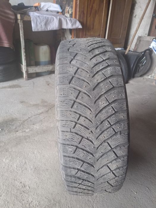 Резина Michelin.