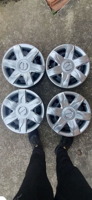 Тасове 15 Dacia dokker sandero lodgy 15 цола за Дачия