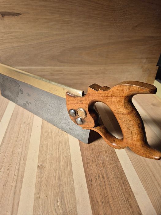 Инструменти за дърводелство