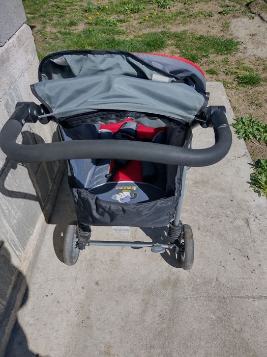 Cărucior pentru copii
