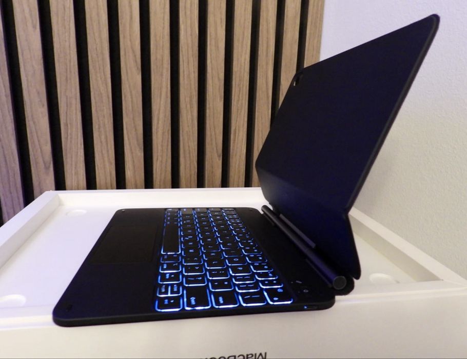Apple iPad 10 (2022) 64GB Blue + tastatură ESR