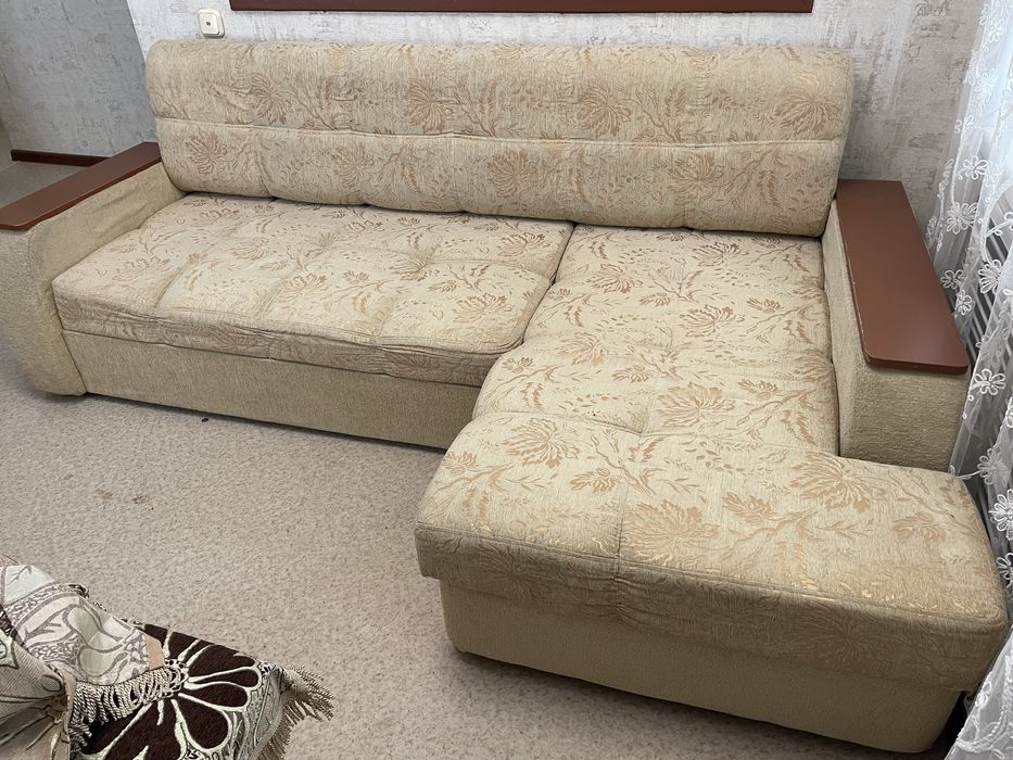 Продаю Угловой раскладной диван