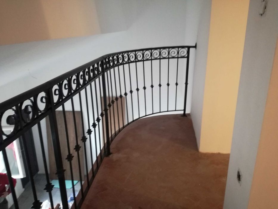 парапети от ковано желязо