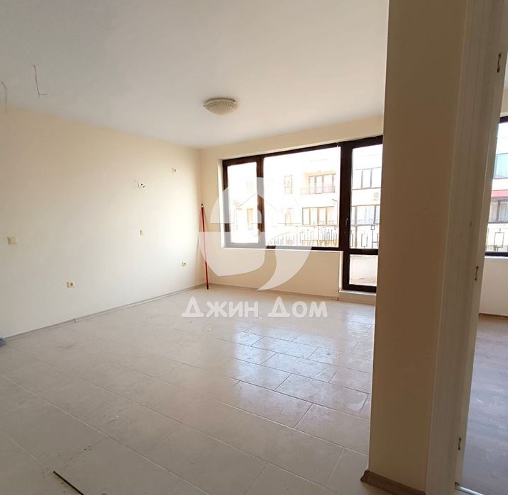 Продава се Двустаен апартамент в с. Равда, Област Бургас - 63 кв.м за 1467 €/кв.м - Снимка #2