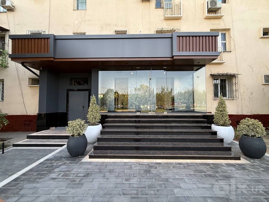 13-kvartal arenda/sotuv nejiloe birinchi liniya   72m2 open space
