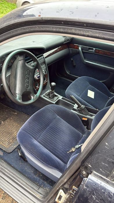 Ауди С4 двигателя каробки.