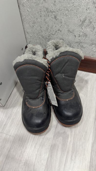 Ботинки рабочие,зимние новые