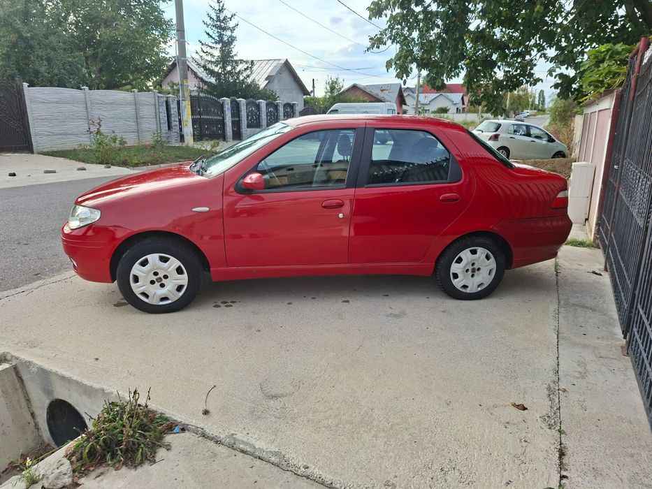 Vând Fiat Albea an 2009