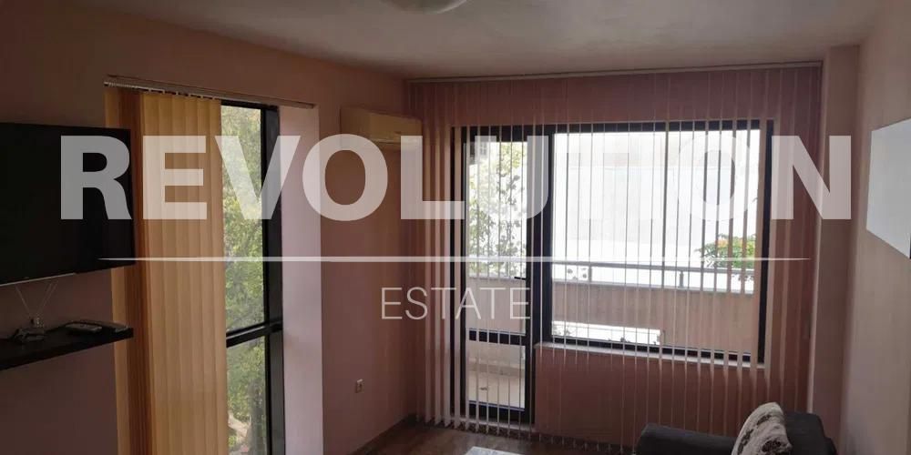 Дава се под наем Двустаен апартамент в Варна, Окръжна болница - 57 кв.м за 425 € - Снимка #1