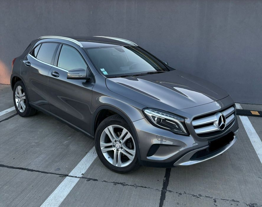 Mercedes GLA220D* 2015* 4 Matic* Automat* LED* Navi* 52.000km