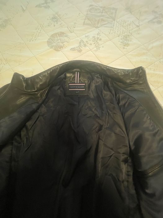 Кожено яке Tommy Hilfiger номер 54