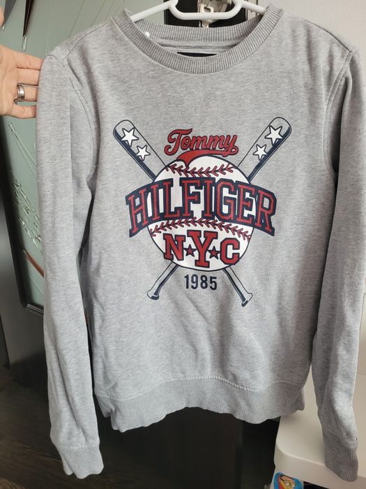 Bluza Tommy Hilfiger 164 cm, 14 ani merge și S adult