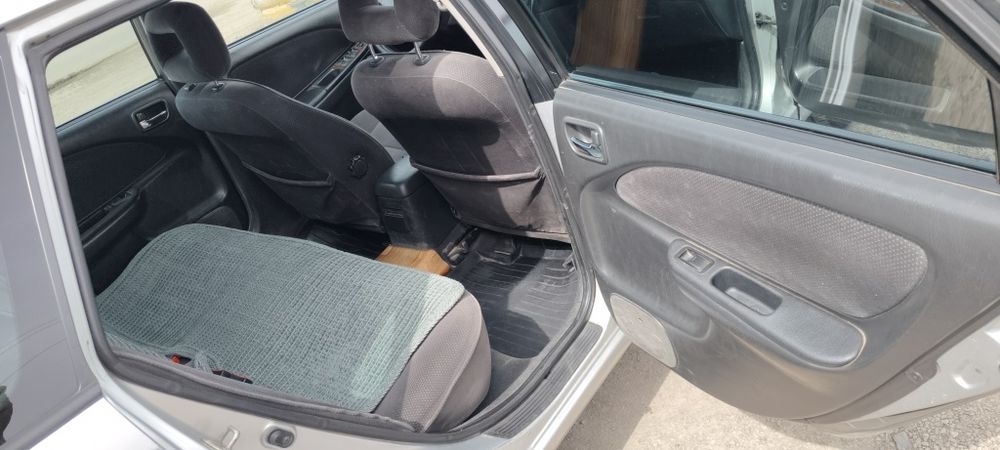 Продам тоета авенсис