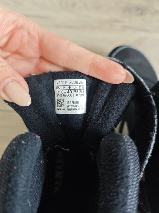 Зимни обувки Адидас 40 размер