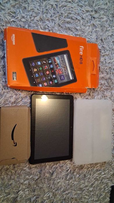 Tableta Amazon Fire HD 8 (8" HD, 32GB, Black, Cutie Completă, Impecabilă)