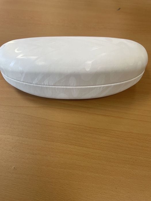 Маркови калъфи за очила