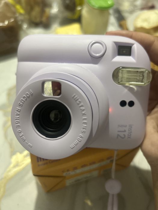 Продам instax новый почти