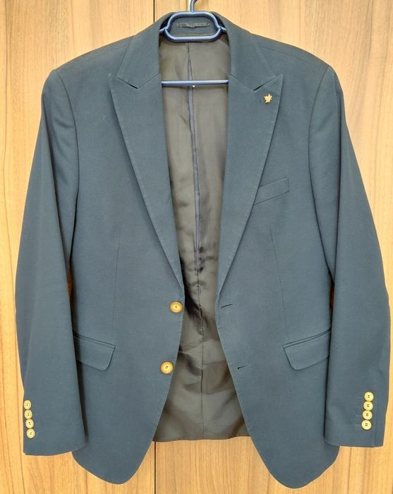 Costum bărbați mărimea 50