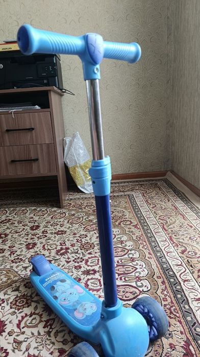 Продам самокат б/у