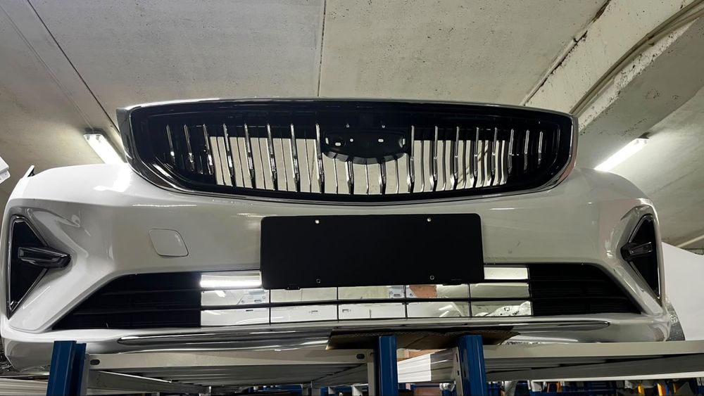 Geely Emgrand переднее бампер