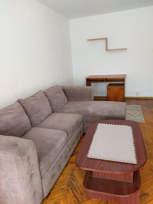 Apartament de închiriat