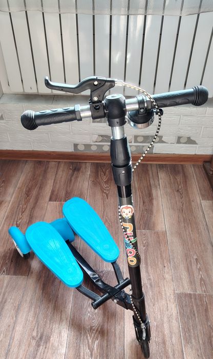 Детский самокат.