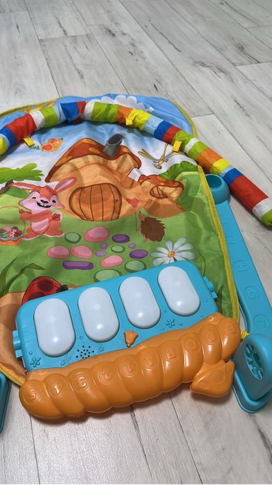 Шезлонг детский+игровой коврик+игрушка дуга