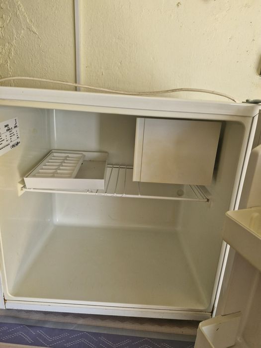 Minifrigider de vanzare