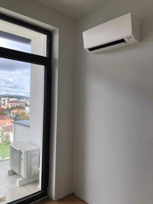 Aparat aer conditionat cu montaj inclus Daikin Sensira   12000 BTU