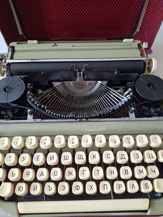 Пишеща машина Марица 11