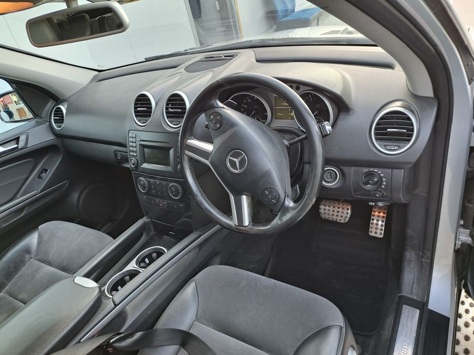 Мерцедес МЛ Mercedes ML 300 CDI W164 САМО НА ЧАСТИ