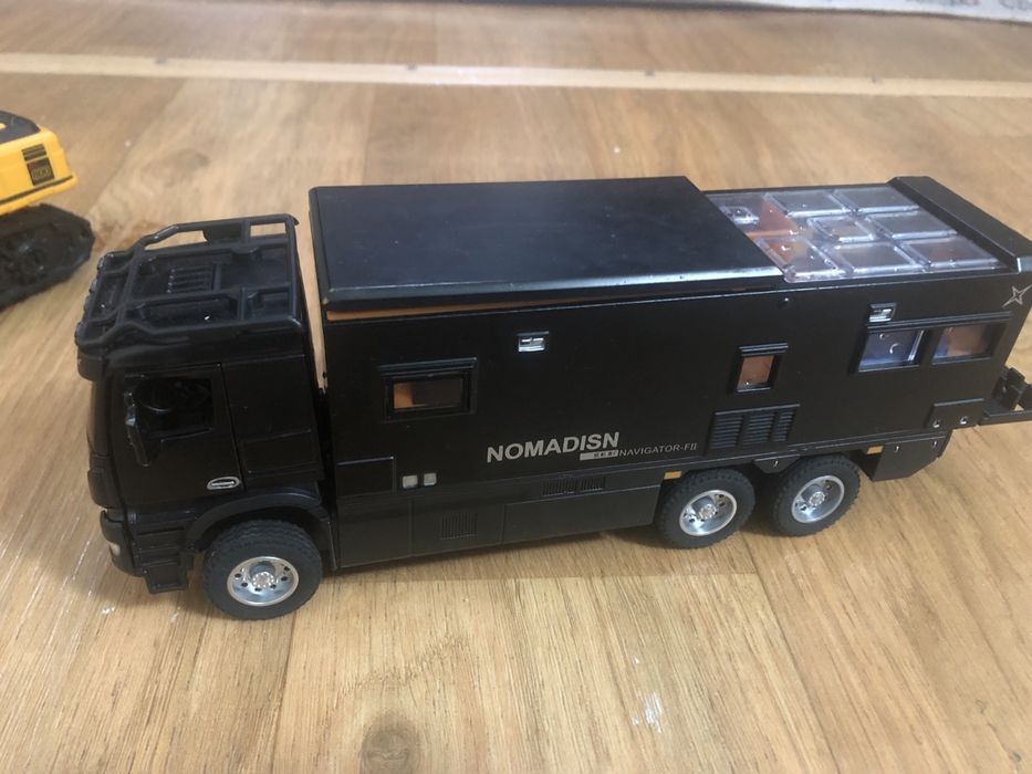 Машины игрушочные