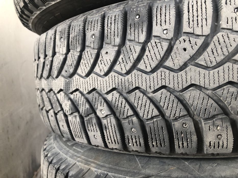 Bridgestone 215/70/16