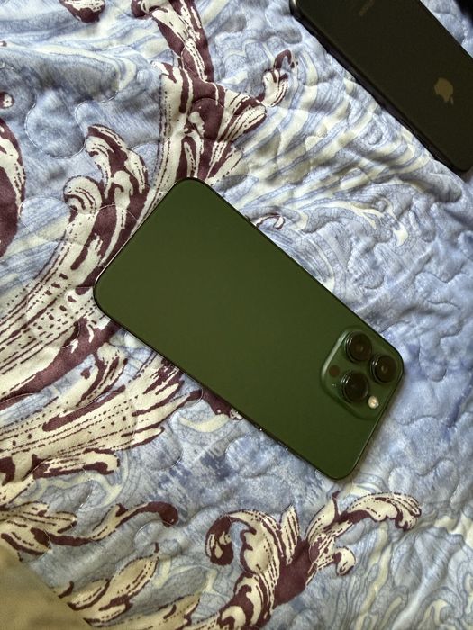 Iphone 13 Pro зеленый