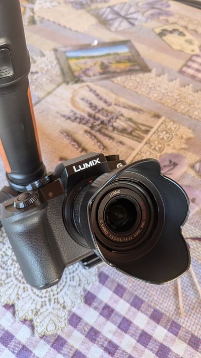 Panasonic DMC -G7K  14-42mm