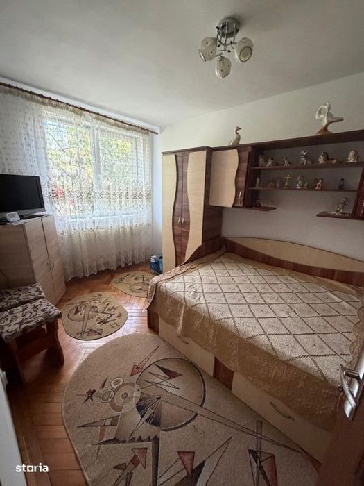 Apartament 2 camere decomandat , et 1 pentru inchiriere, centru Filias