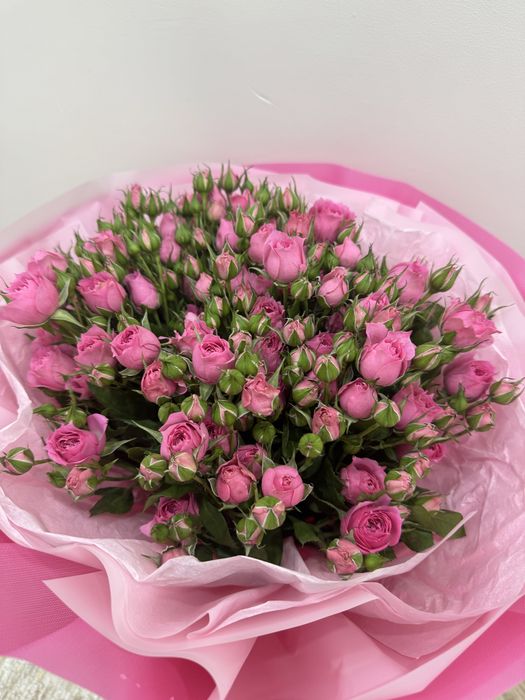 Продам кустовые розы