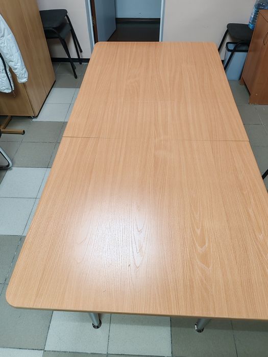 Стол раскладной в отличном состоянии