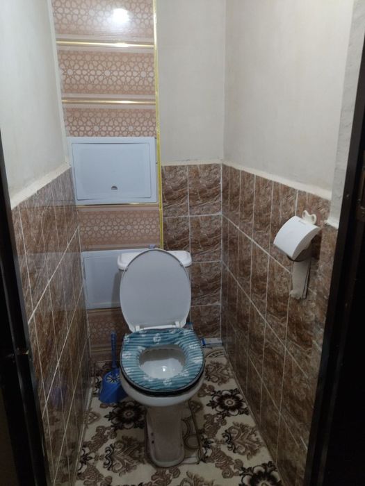 1xonalik kvartira sotiladi 14-mikrarayon 7-uy 11-xonadon narxi kelishi