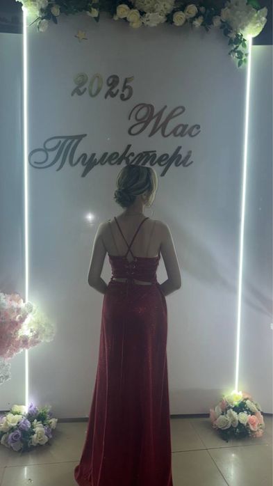 Продается вечернее платье